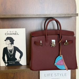 Alternative view of Hermès Birkin 25 Rouge Gerenat Togo Gold Hardware/Palladium Hardware