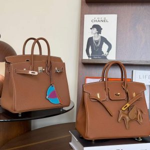 Alternative view of Hermès Birkin 25 Gold Togo Gold Hardware/Palladium Hardware