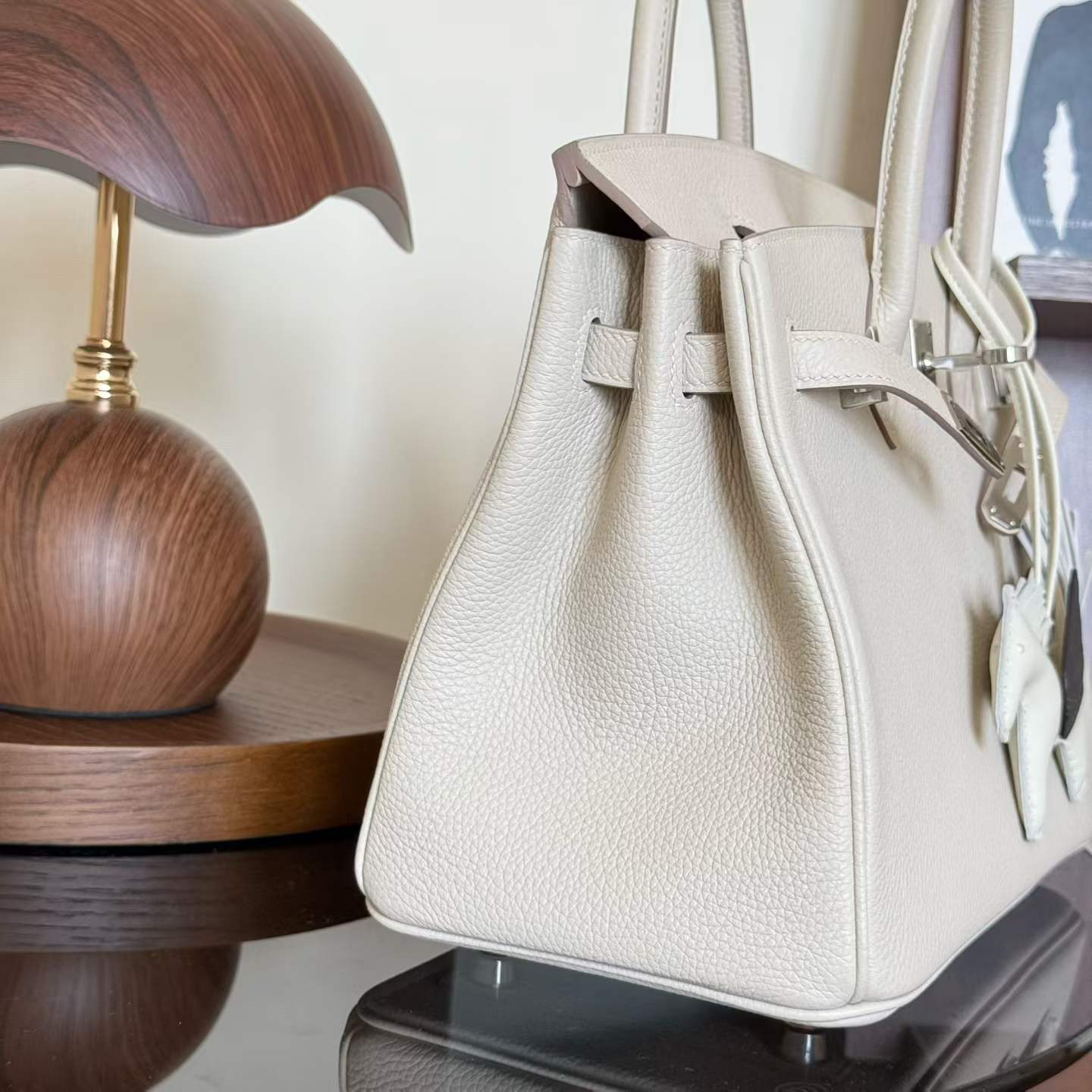 Hermès Birkin 25 Craie Togo Palladium Hardware - Image 7