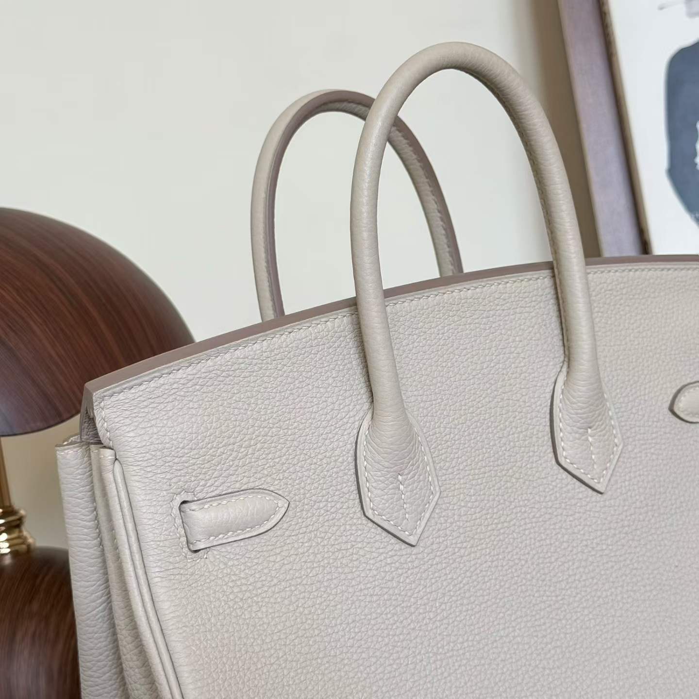 Hermès Birkin 25 Craie Togo Palladium Hardware - Image 4