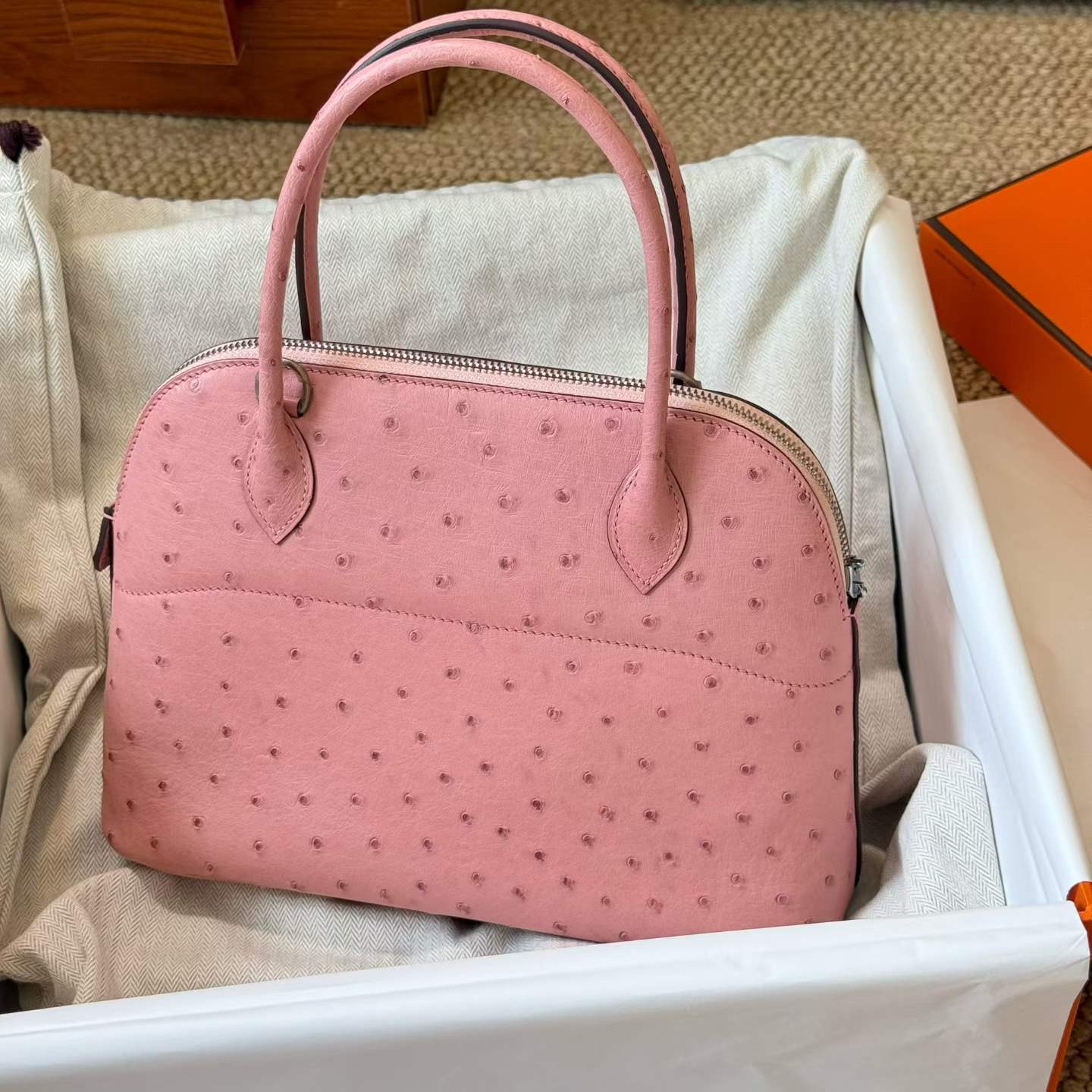 Hermès Bolide 27 Rose Sakura Ostrich - Image 3