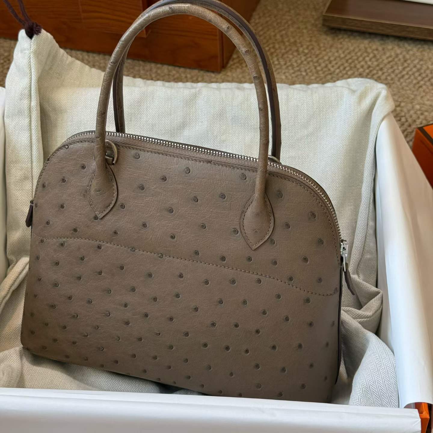 Hermès Bolide 27 Etoupe Ostrich - Image 2