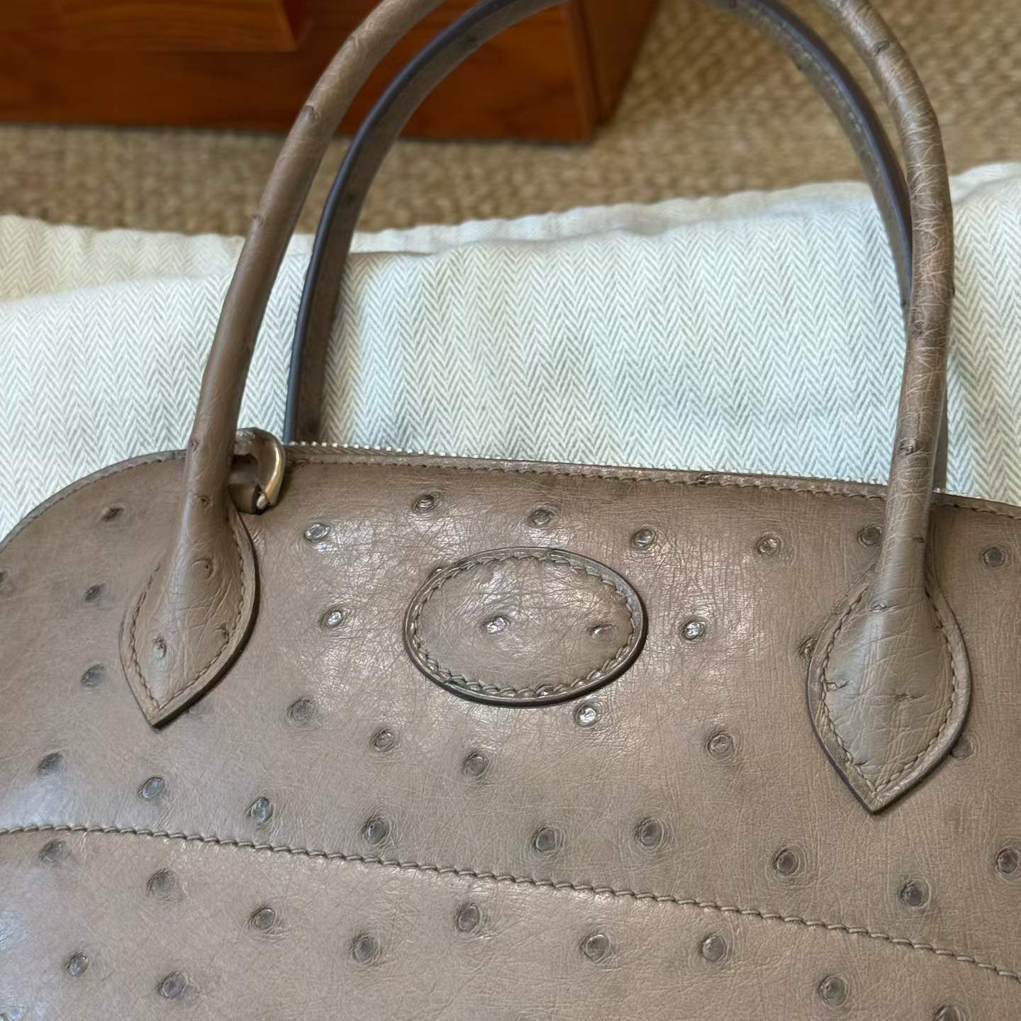 Hermès Bolide 27 Etoupe Ostrich - Image 3