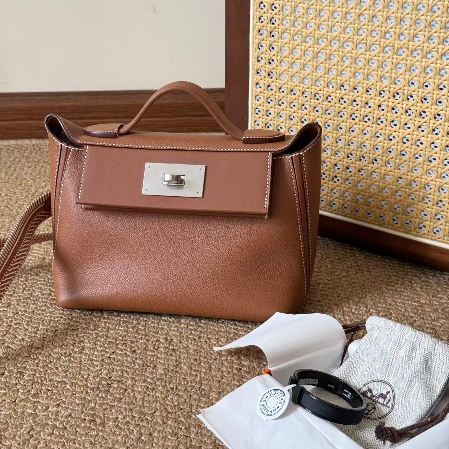 Hermès 24/24 Gold (29) Clemence Palladium Hardware - Image 11