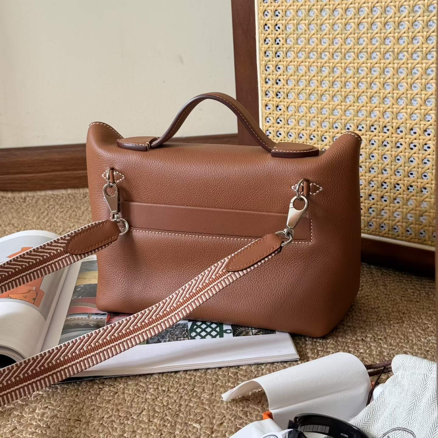 Hermès 24/24 Gold (29) Clemence Palladium Hardware - Image 9