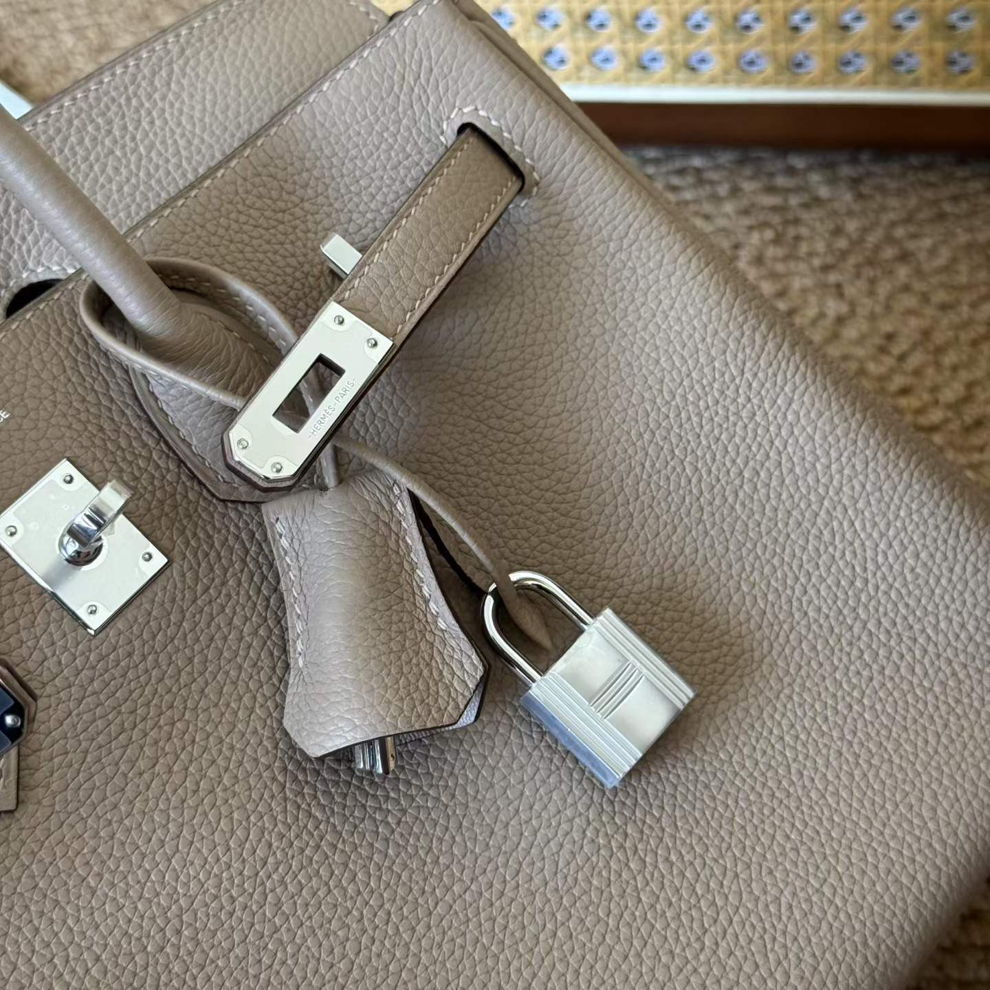 Hermès Birkin 25 Gris Tourtelle Togo Palladium Hardware - Image 7
