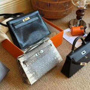 Hermès Kelly Danse Noir Lizard Gold Hardware