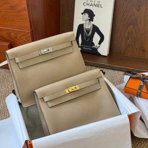 Hermès Kelly Danse Trench Evercolor Gold Hardware/Palladium Hardware