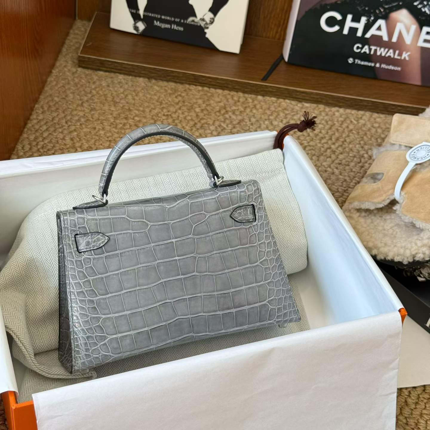Hermès Kelly Mini II Gris Perle Shiny Niloticus Crocoidle Palladium Hardware - Image 7