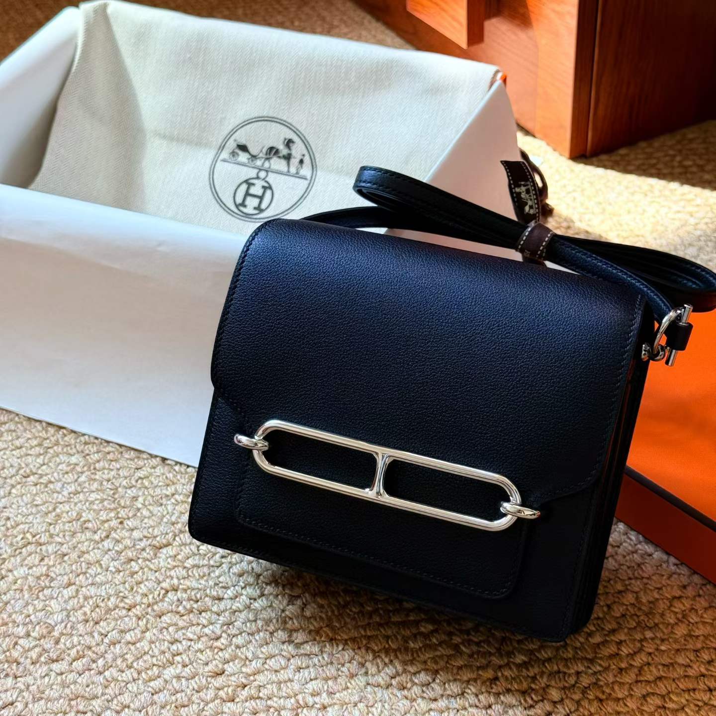 Hermès Roulis 18 Black Evercolor Gold Hardware