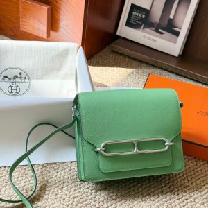 Alternative view of Hermès Roulis 18 Vert Criquet Evercolor Palladium Hardware