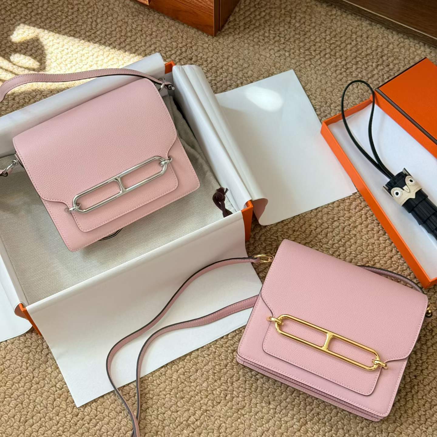 Hermès Roulis 18 Rose Sakura Evercolor Palladium Hardware/Gold Hardware