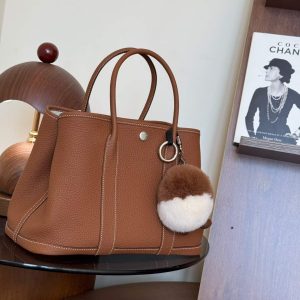 Alternative view of Hermès Garden Party Gold Clemence