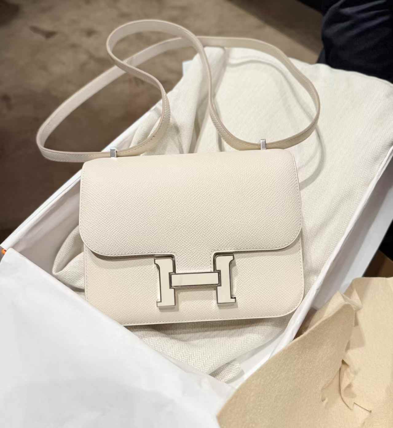 Hermès Constance 18 White Epsom White Hardware