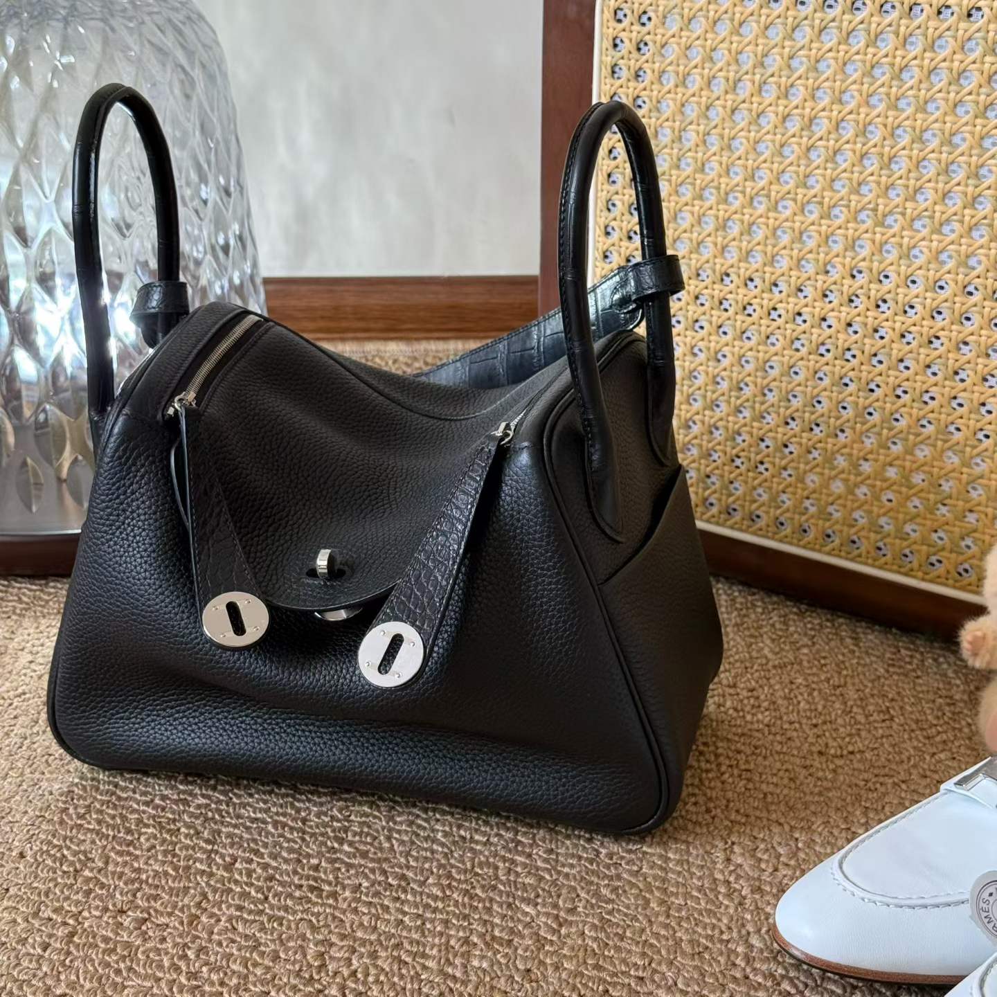 Hermès Lindy 26 Black Touch Palladium Hardware - Image 7