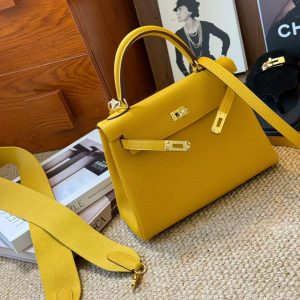 Alternative view of Hermès Kelly 25 Amber Togo Gold Hardware