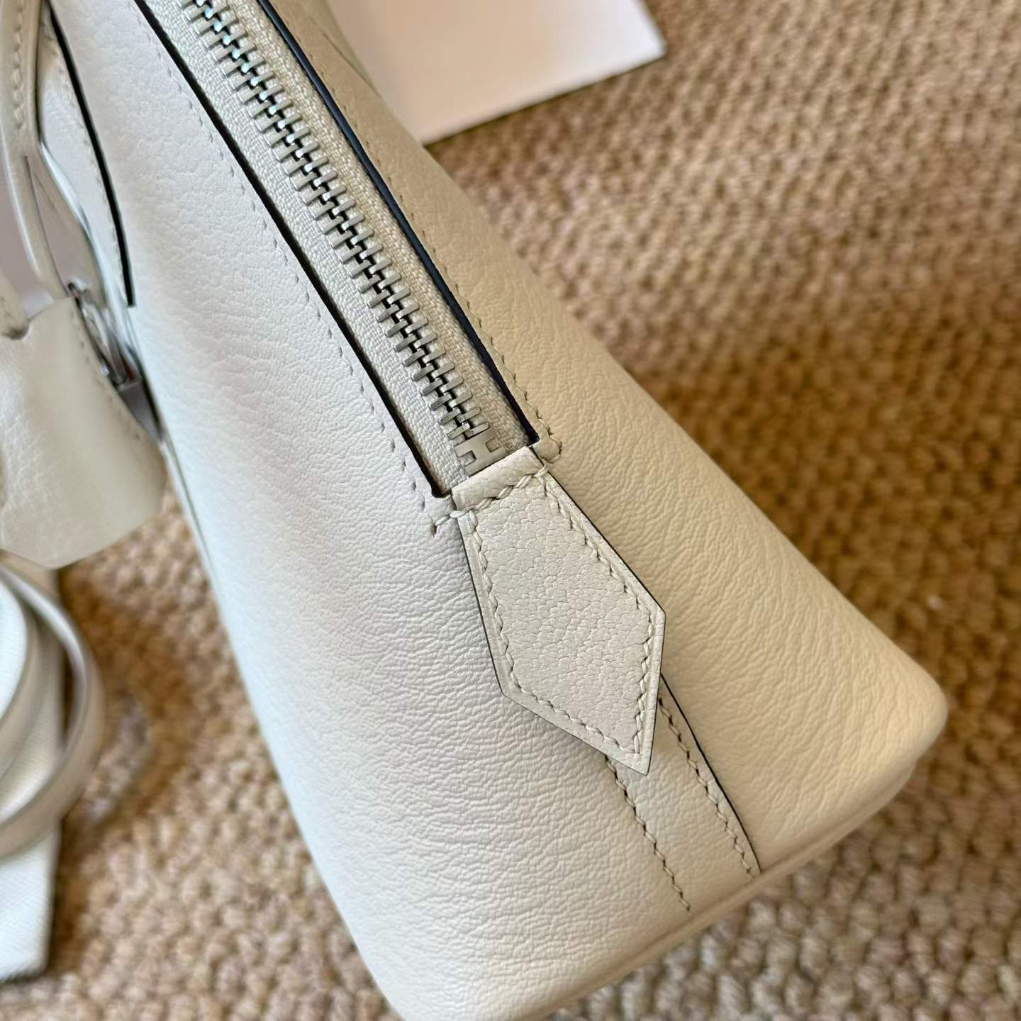 Hermès Mini Bolide Craie Cherve - Image 7