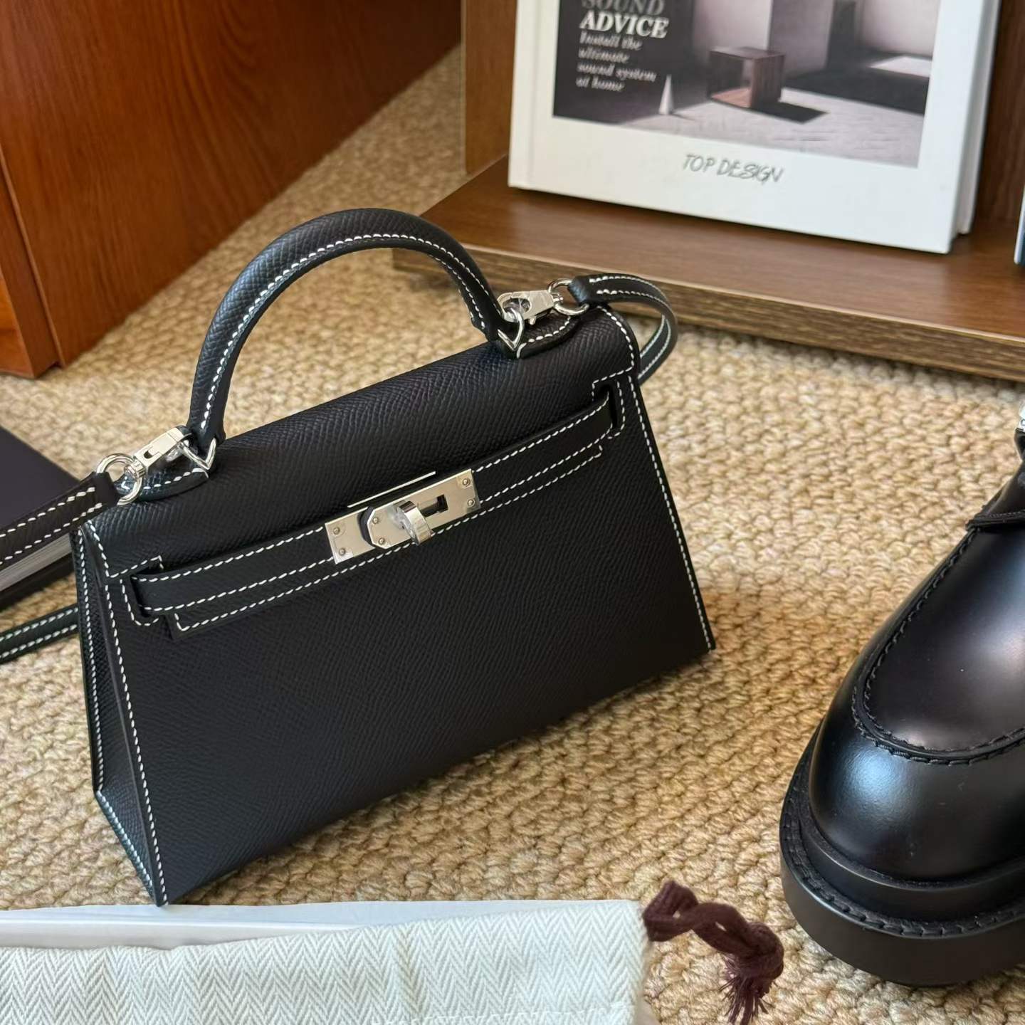 Hermès Kelly Mini II HSS Black White Epsom Stitches Palladium Hardware - Image 4