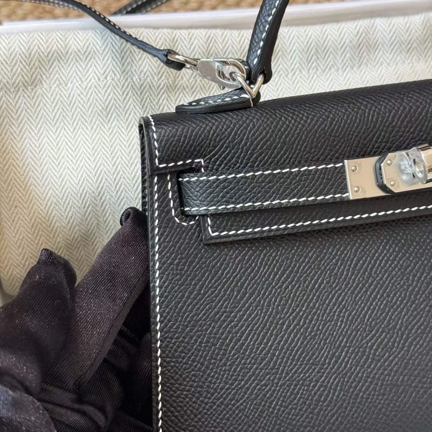 Hermès Kelly Mini II HSS Black White Epsom Stitches Palladium Hardware - Image 8