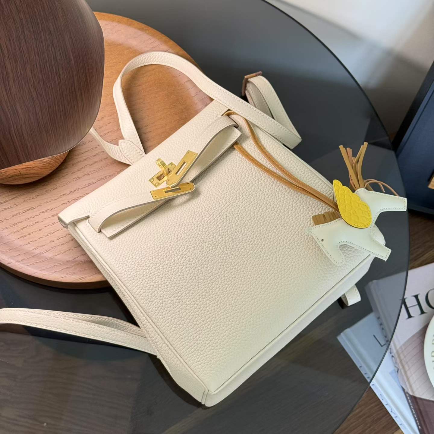 Hermès Kelly Ado Craie Clemence Gold Hardware - Image 3