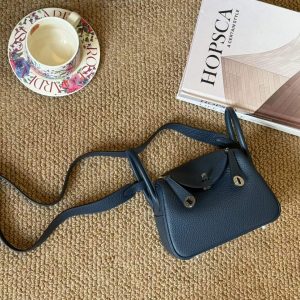 Alternative view of Hermès Mini Lindy Blue Nuit Clemence Palladium Hardware