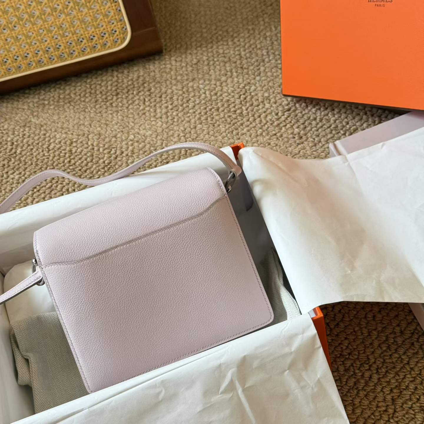 Hermès Roulis 18 Rose Sakura Evercolor Palladium Hardware - Image 5