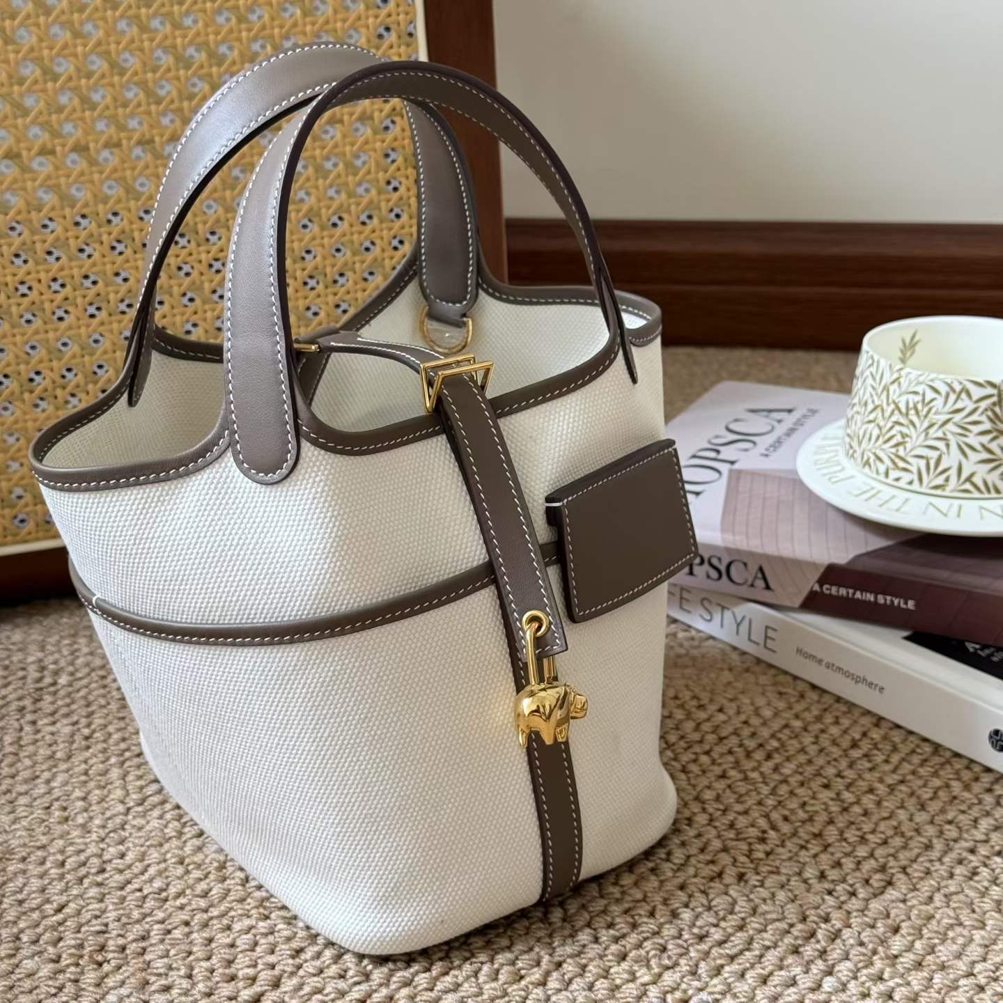 Hermès Picotin 18 White-Etoupe Canvas Palladium Hardware