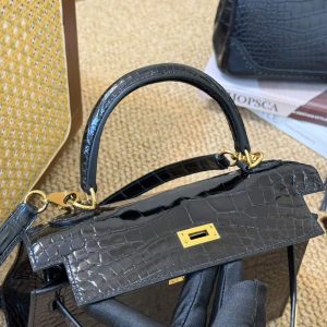 Alternative view of Hermès Kelly 25 Black Shiny Crocodile Gold Hardware