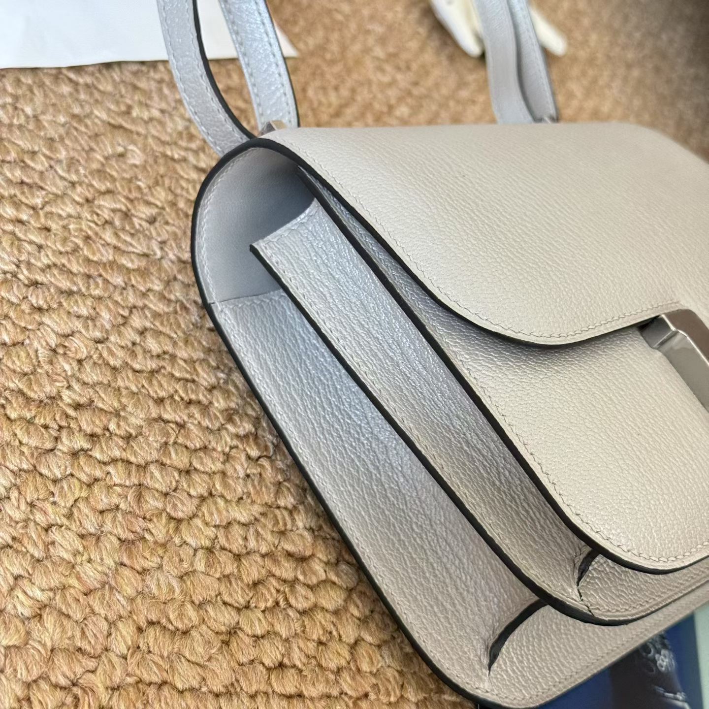 Hermès Constance 18 Gris Perle Cherve Palladium Hardware - Image 5