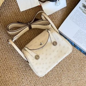 Hermès Mini Lindy Craie Ostrich Palladium Hardware