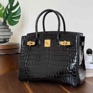 Hermès Birkin 30 Black Shiny Crocodile Gold Hardware